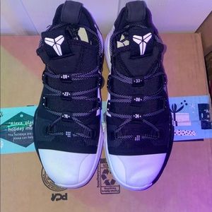 Nike Kobe A.D Black Toe